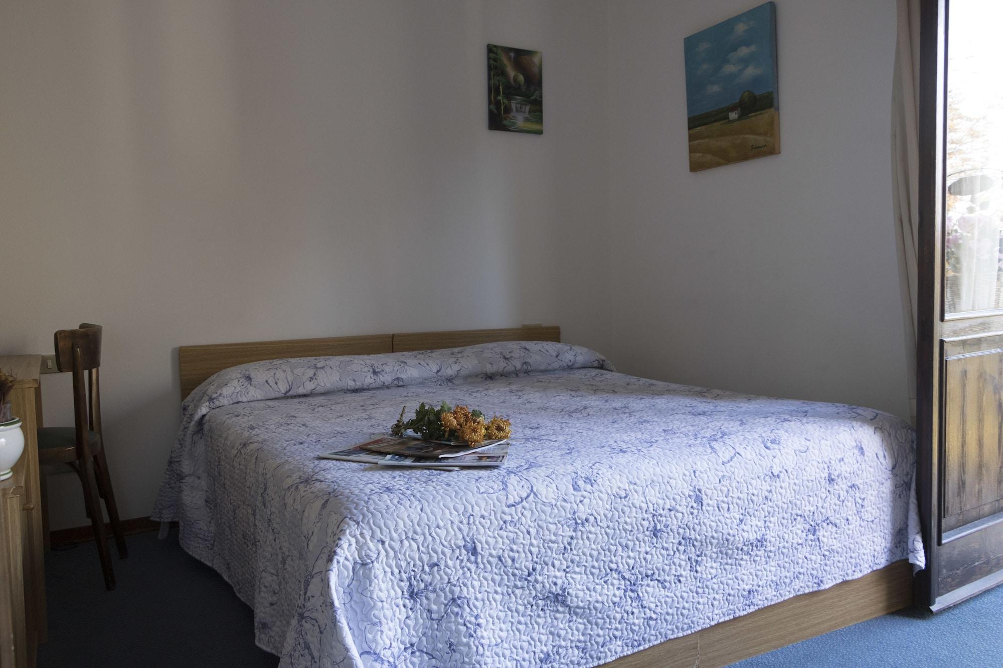Hotel Primavera ديسينسانو ديل غاردا المظهر الخارجي الصورة