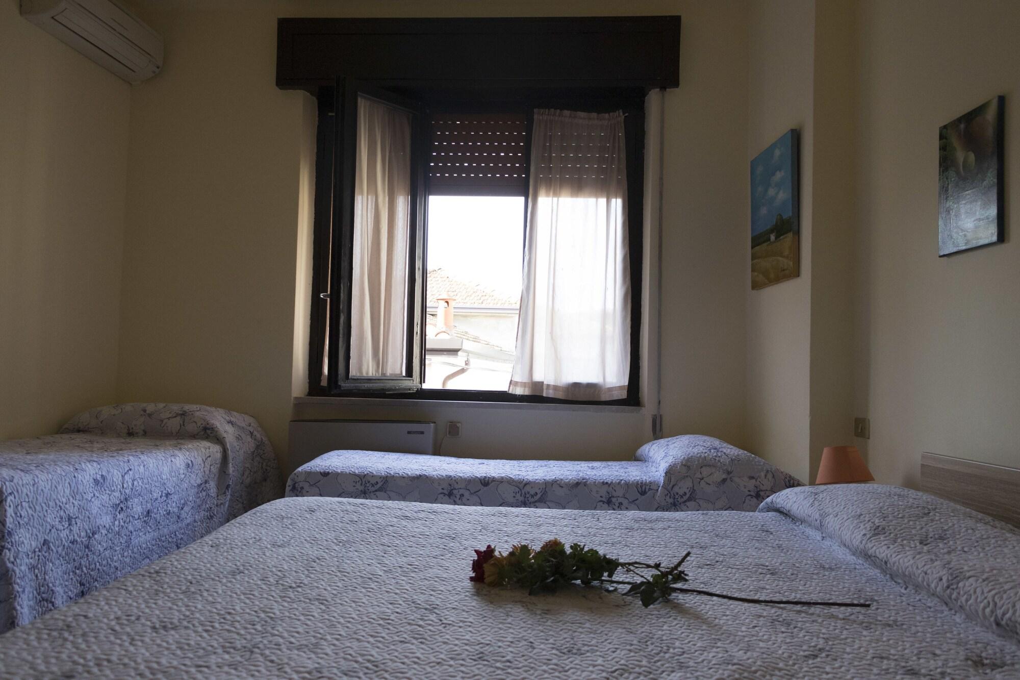Hotel Primavera ديسينسانو ديل غاردا المظهر الخارجي الصورة