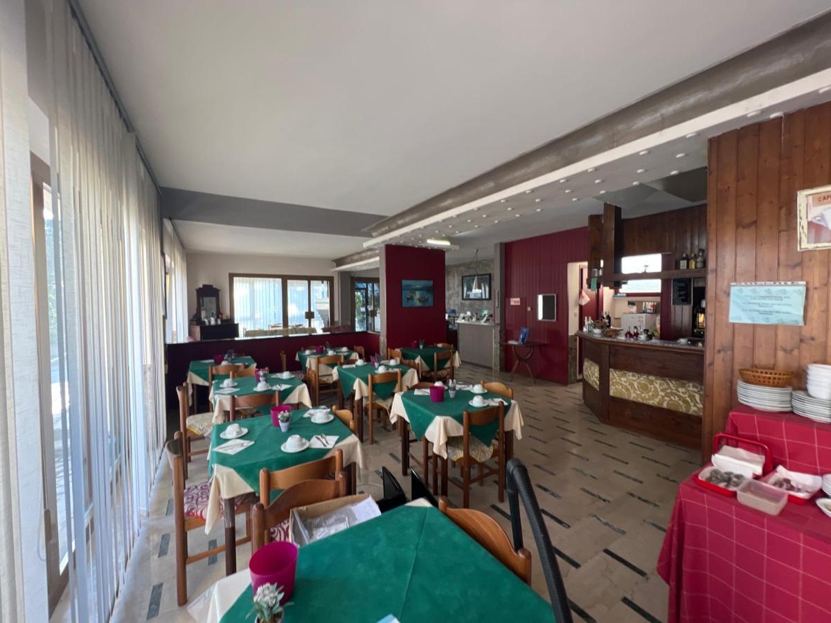 Hotel Primavera ديسينسانو ديل غاردا المظهر الخارجي الصورة