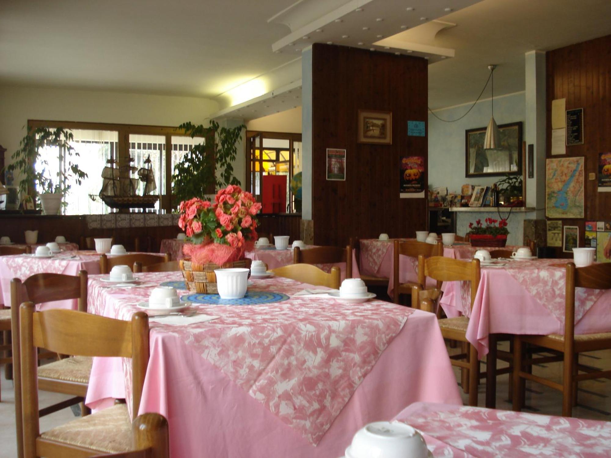 Hotel Primavera ديسينسانو ديل غاردا المظهر الخارجي الصورة