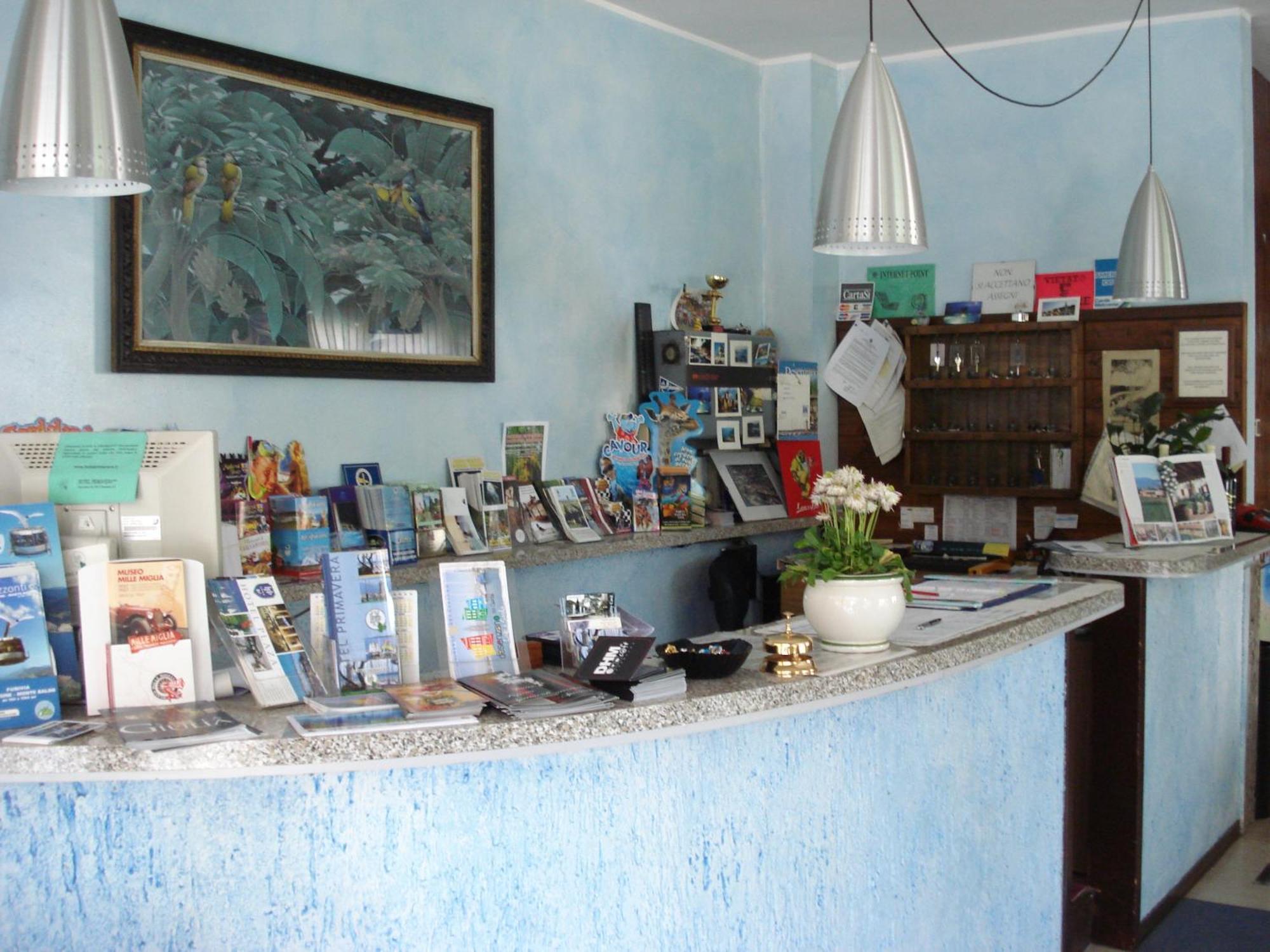 Hotel Primavera ديسينسانو ديل غاردا المظهر الخارجي الصورة